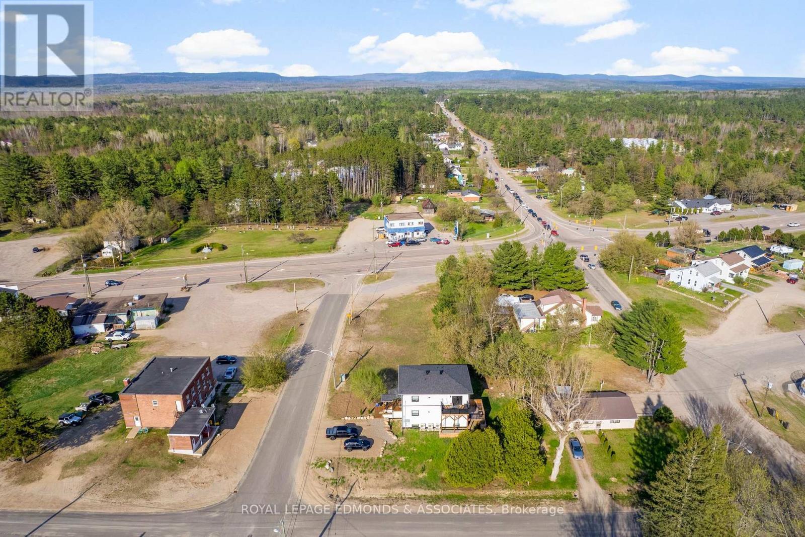 












0 ALBERT STREET

,
Laurentian Hills,







Ontario
K0J1P0

