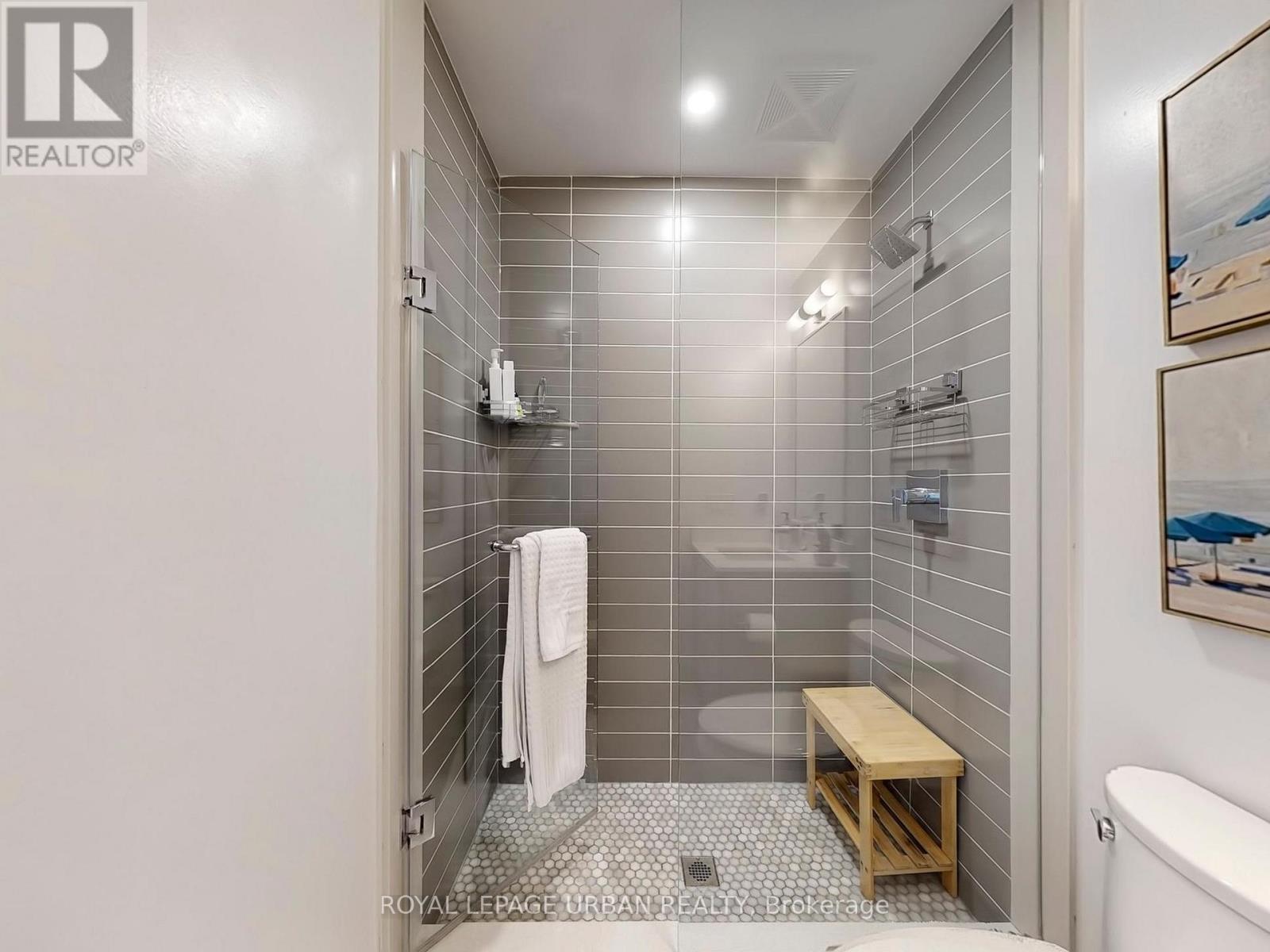 












151 - 415 SEA RAY AVENUE

,
Innisfil,




Ontario
L9S0R5

