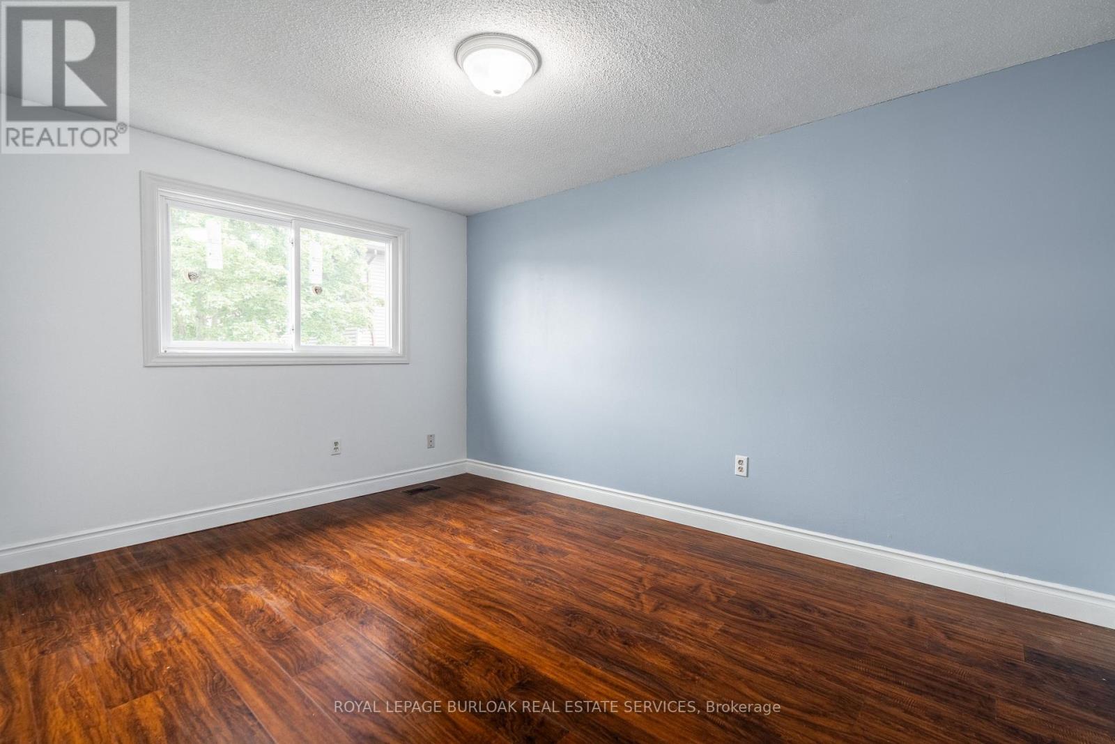 












16 - 117 BONAVENTURE DRIVE

,
Hamilton,




Ontario
L9C4P8

