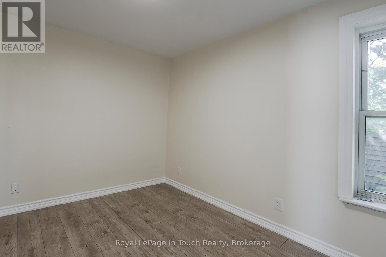 












63 FIFTH STREET E

,
Midland,




Ontario
L4R3V4

