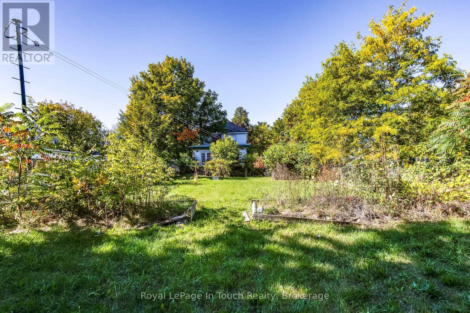 












63 FIFTH STREET E

,
Midland,




Ontario
L4R3V4

