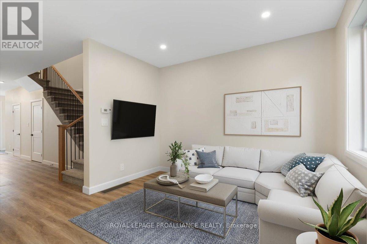 












293 CHURCH STREET

,
Greater Napanee (Greater Napanee),




Ontario
K7R1C5

