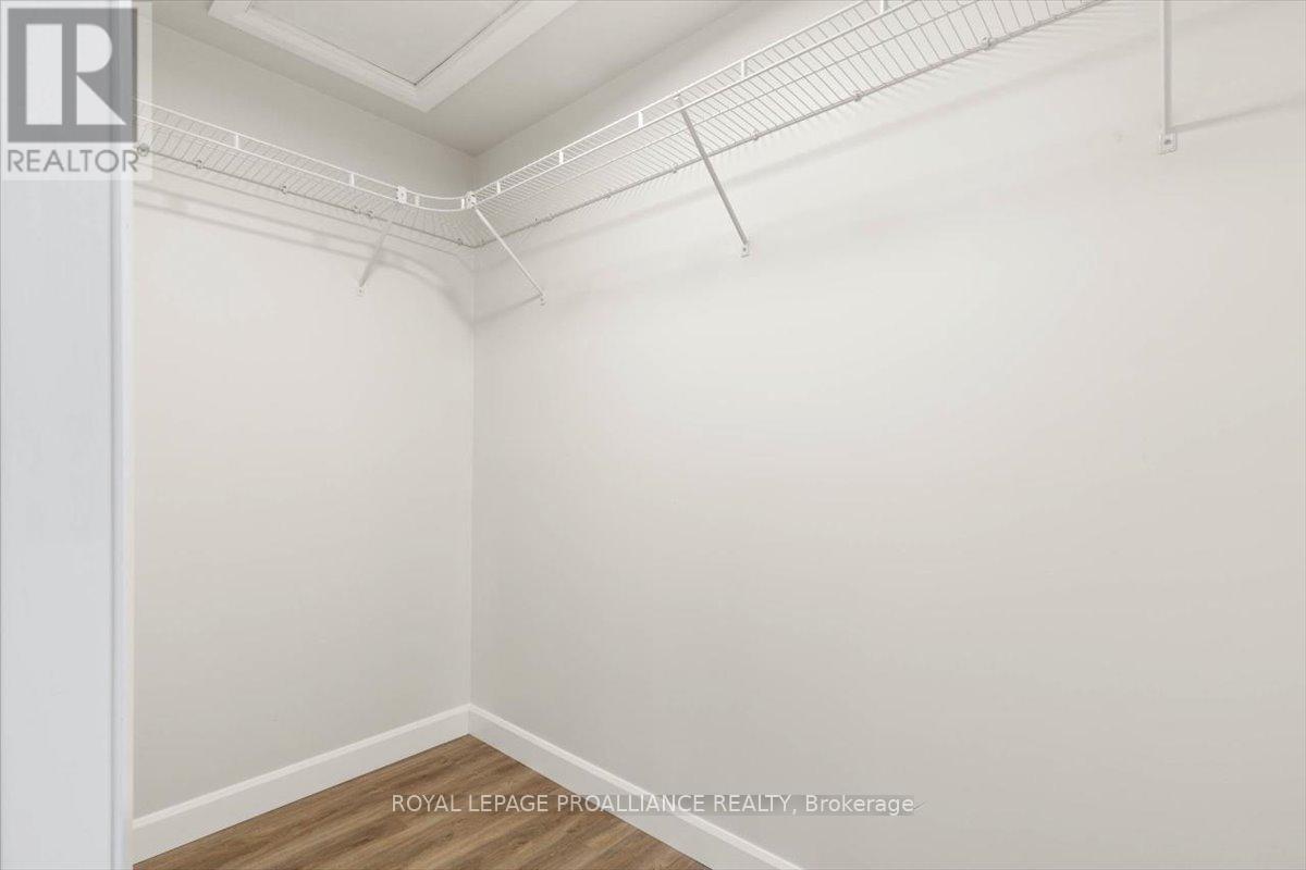 












293 CHURCH STREET

,
Greater Napanee (Greater Napanee),




Ontario
K7R1C5

