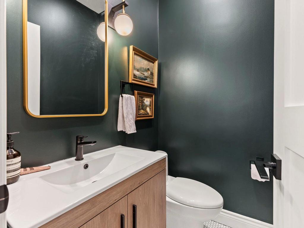 









2247


Rue Harriet-Quimby

,
Saint-Laurent (Montréal),




QC
H4R3E2

