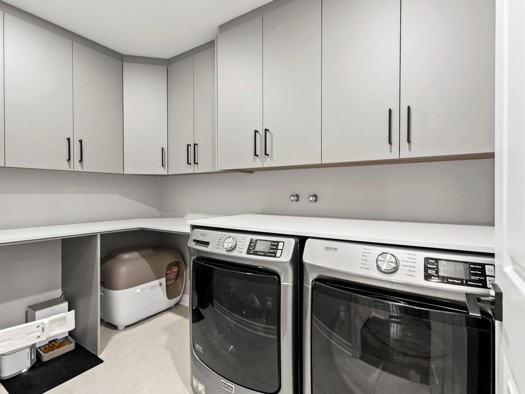 









2247


Rue Harriet-Quimby

,
Saint-Laurent (Montréal),




QC
H4R3E2

