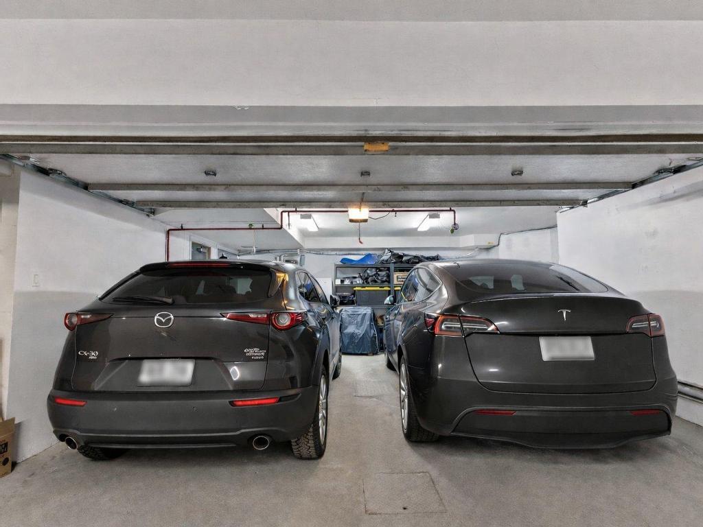 









2247


Rue Harriet-Quimby

,
Saint-Laurent (Montréal),




QC
H4R3E2

