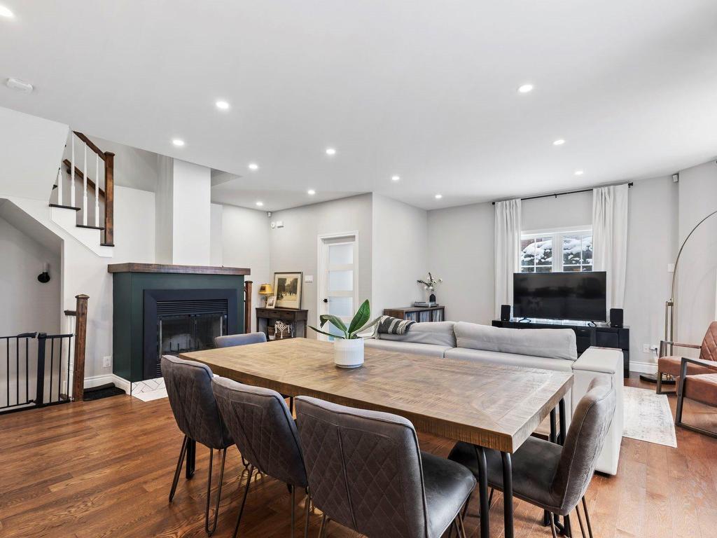 









2247


Rue Harriet-Quimby

,
Saint-Laurent (Montréal),




QC
H4R3E2

