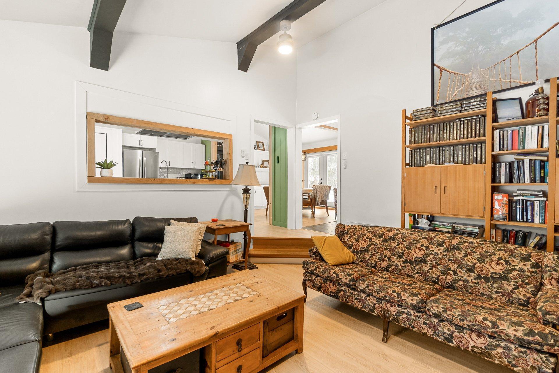 









1000


Ch. des Petites-Terres

,
Trois-Rivières,




QC
G9B7G6

