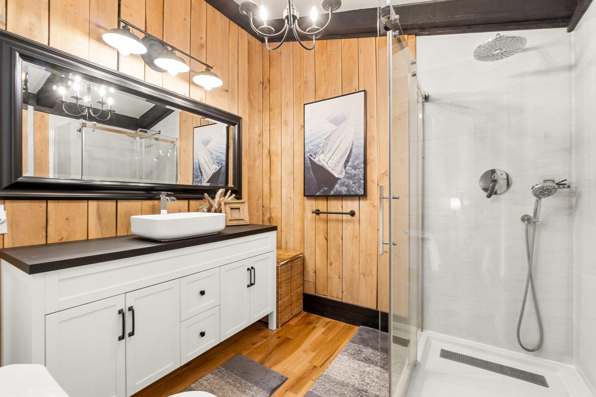 









1000


Ch. des Petites-Terres

,
Trois-Rivières,




QC
G9B7G6

