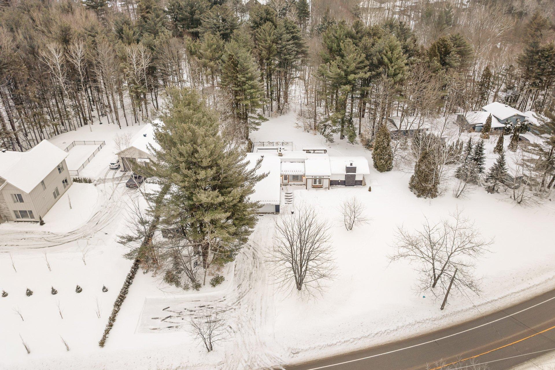 









1000


Ch. des Petites-Terres

,
Trois-Rivières,




QC
G9B7G6

