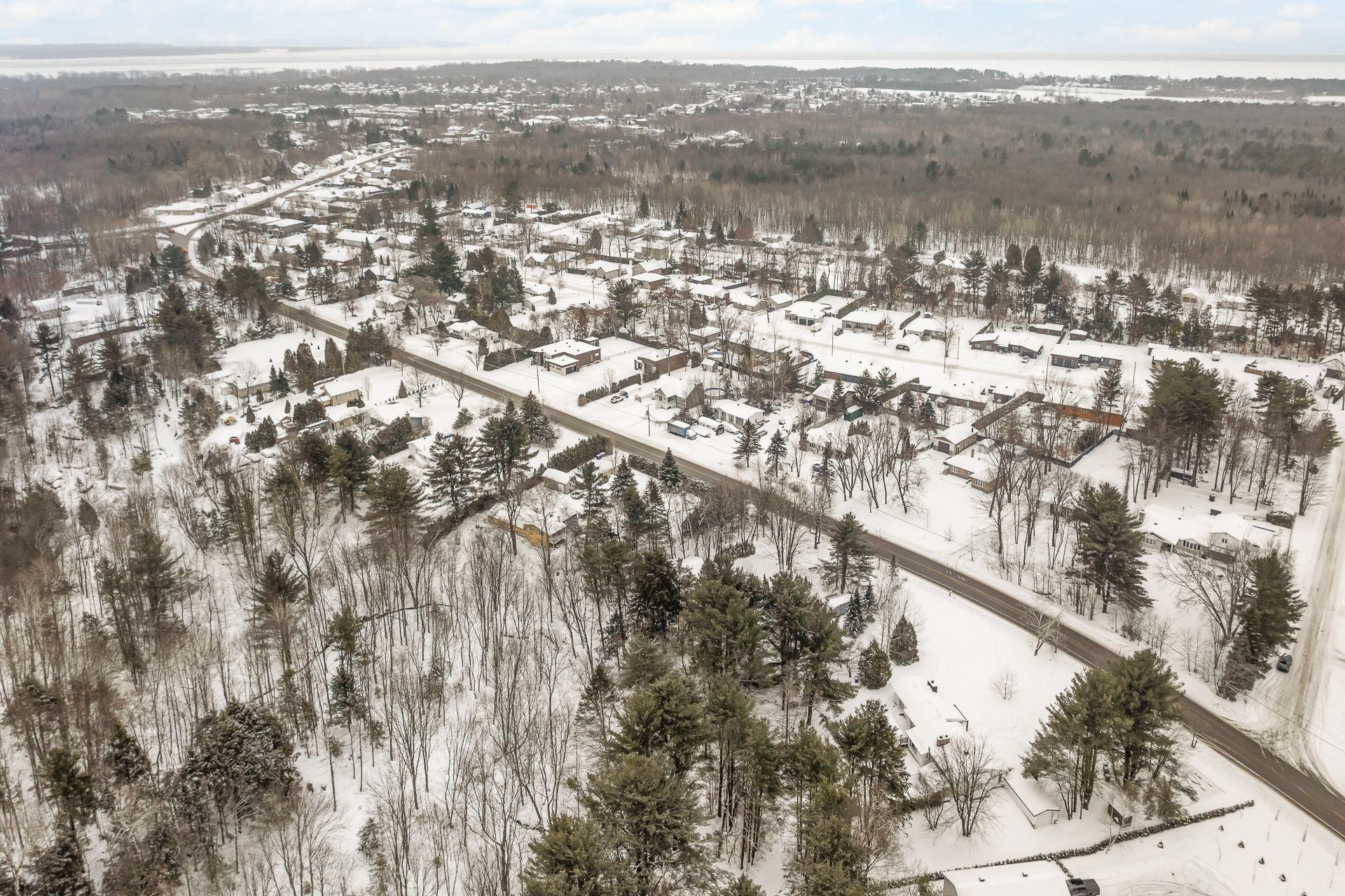 









1000


Ch. des Petites-Terres

,
Trois-Rivières,




QC
G9B7G6

