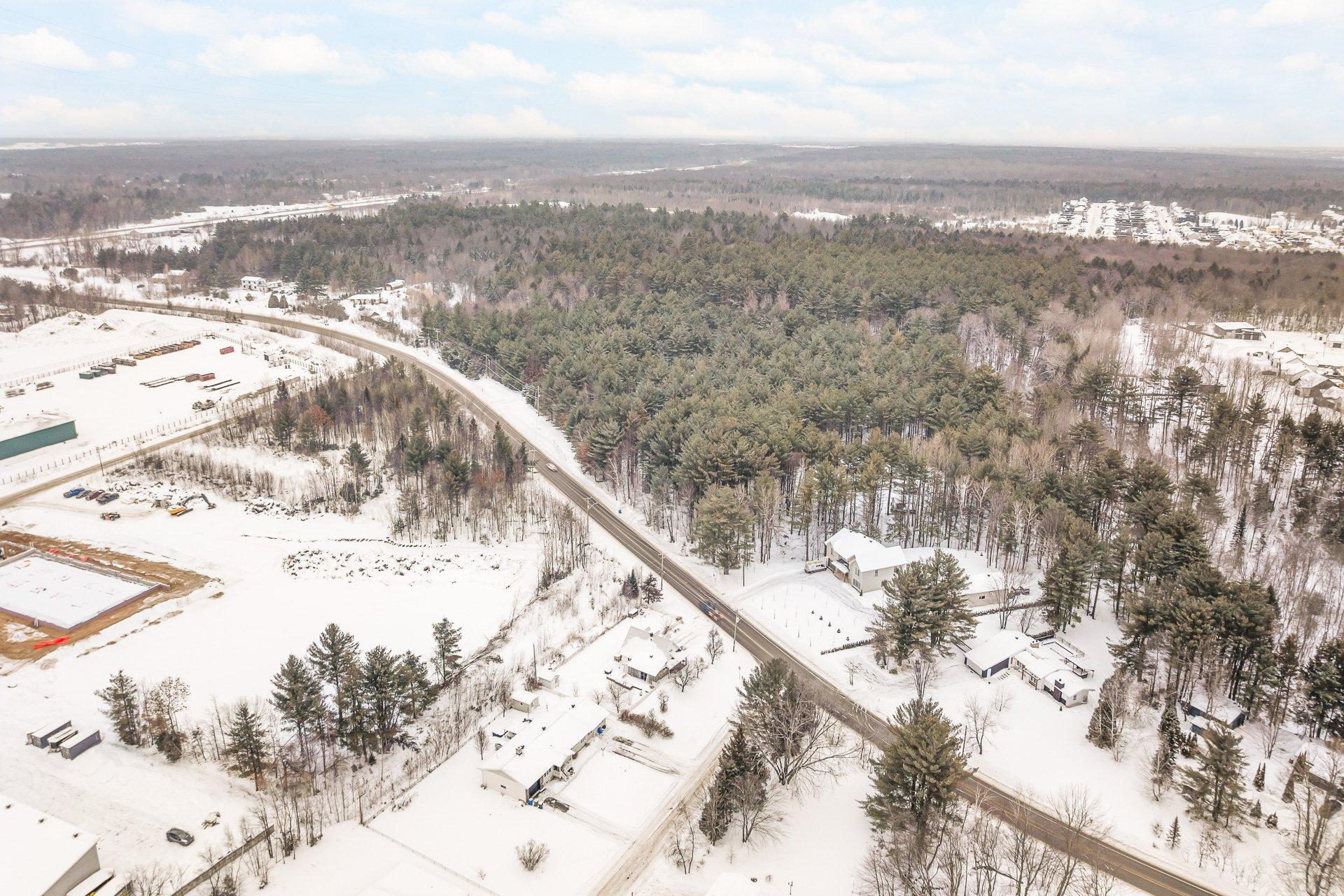 









1000


Ch. des Petites-Terres

,
Trois-Rivières,




QC
G9B7G6

