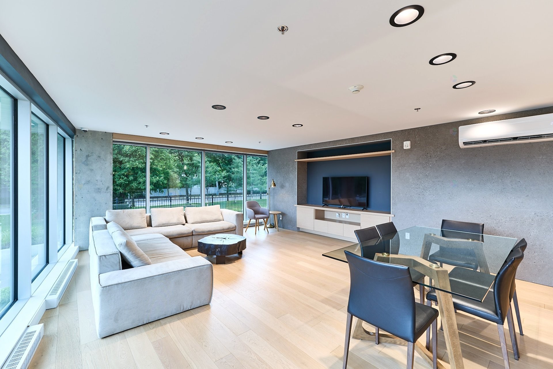 









64


Ch. St-François-Xavier

, 712,
Candiac,




QC
J5R0V1

