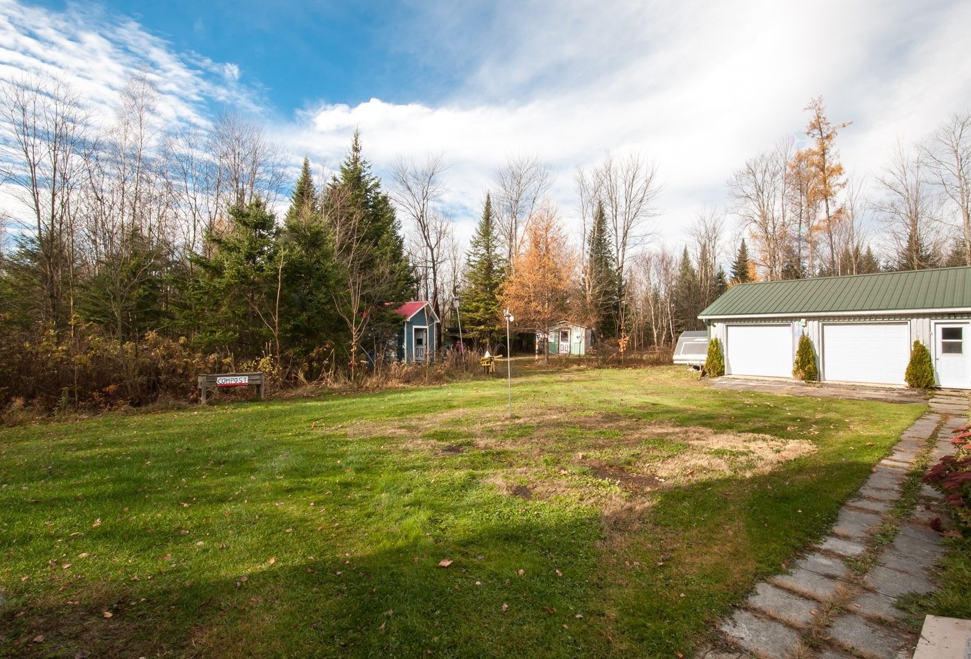 









200


Rg des Cyprès

,
Saint-Sylvère,




QC
G0Z1H0

