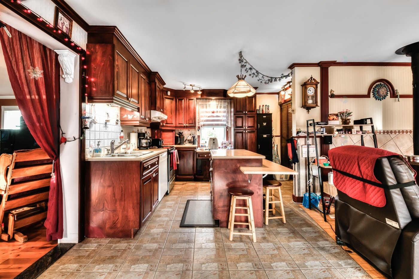 









200


Rg des Cyprès

,
Saint-Sylvère,




QC
G0Z1H0

