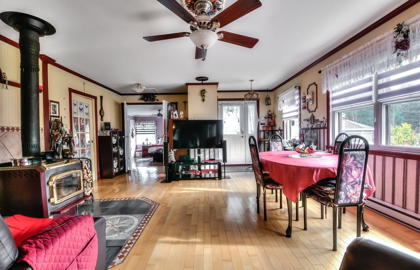 









200


Rg des Cyprès

,
Saint-Sylvère,




QC
G0Z1H0

