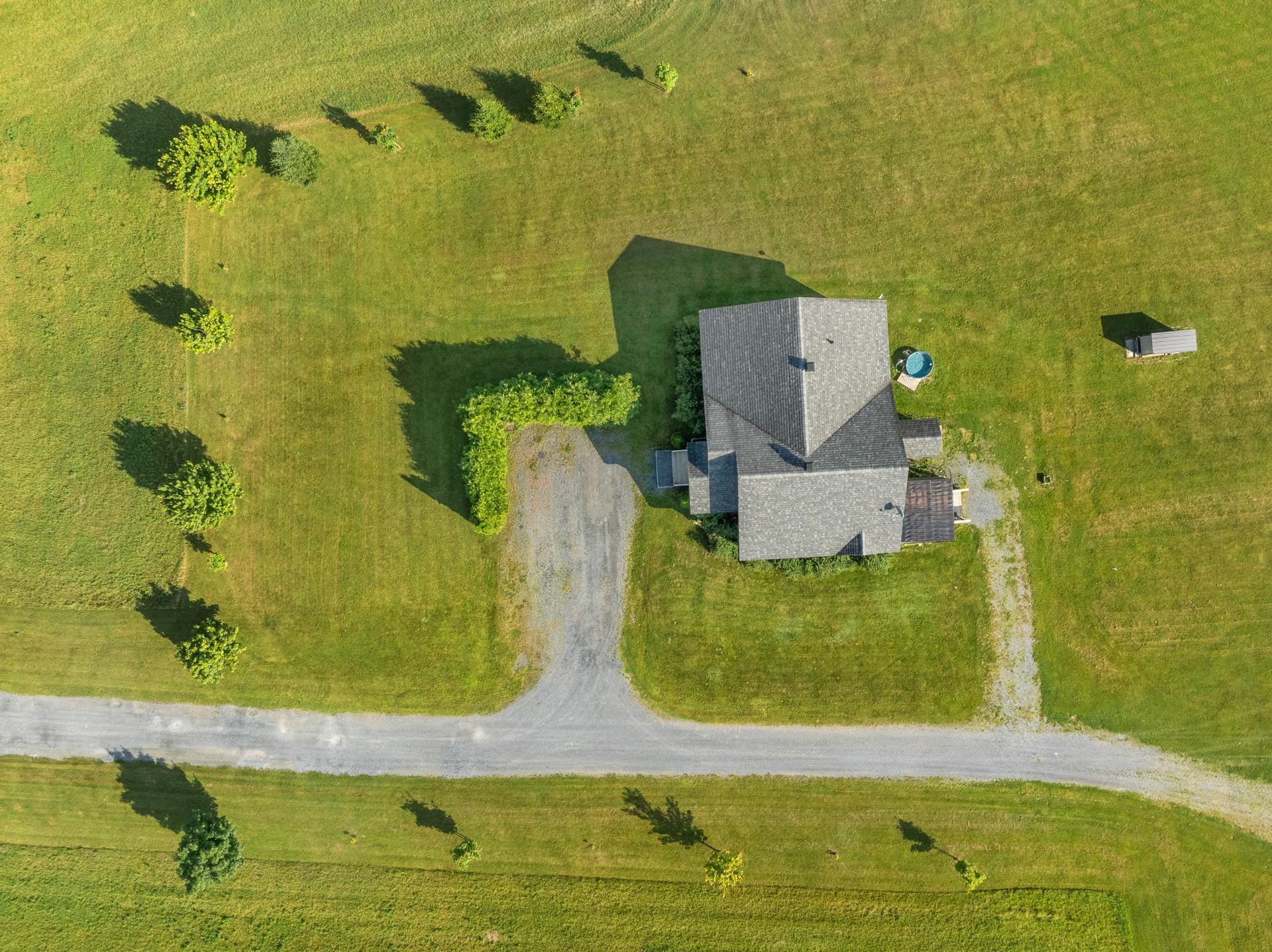 









970Z


Ch. Grainger

,
Melbourne,







QC
J0B2B0

