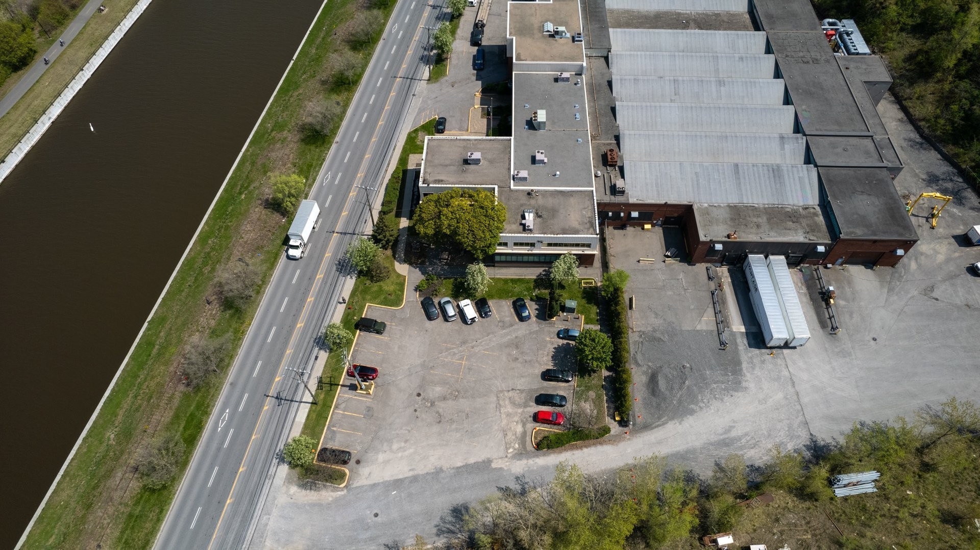 









8300


Rue St-Patrick

, UNIT-D,
Montréal (LaSalle),




QC
H8N2H1

