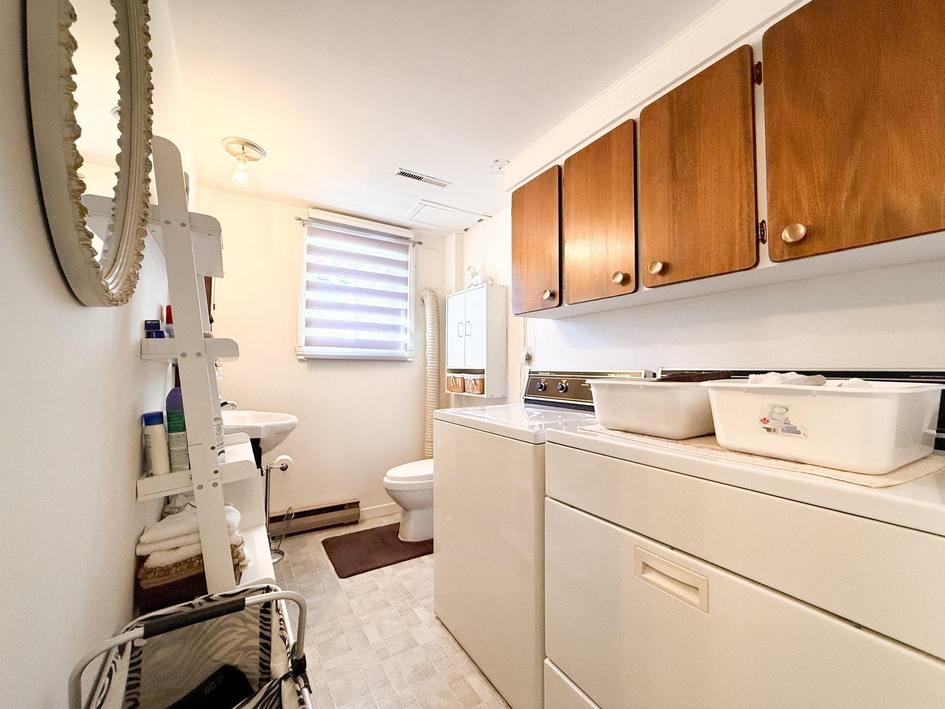 









758


Rue Jolliet

,
Trois-Rivières,




QC
G9B1E1

