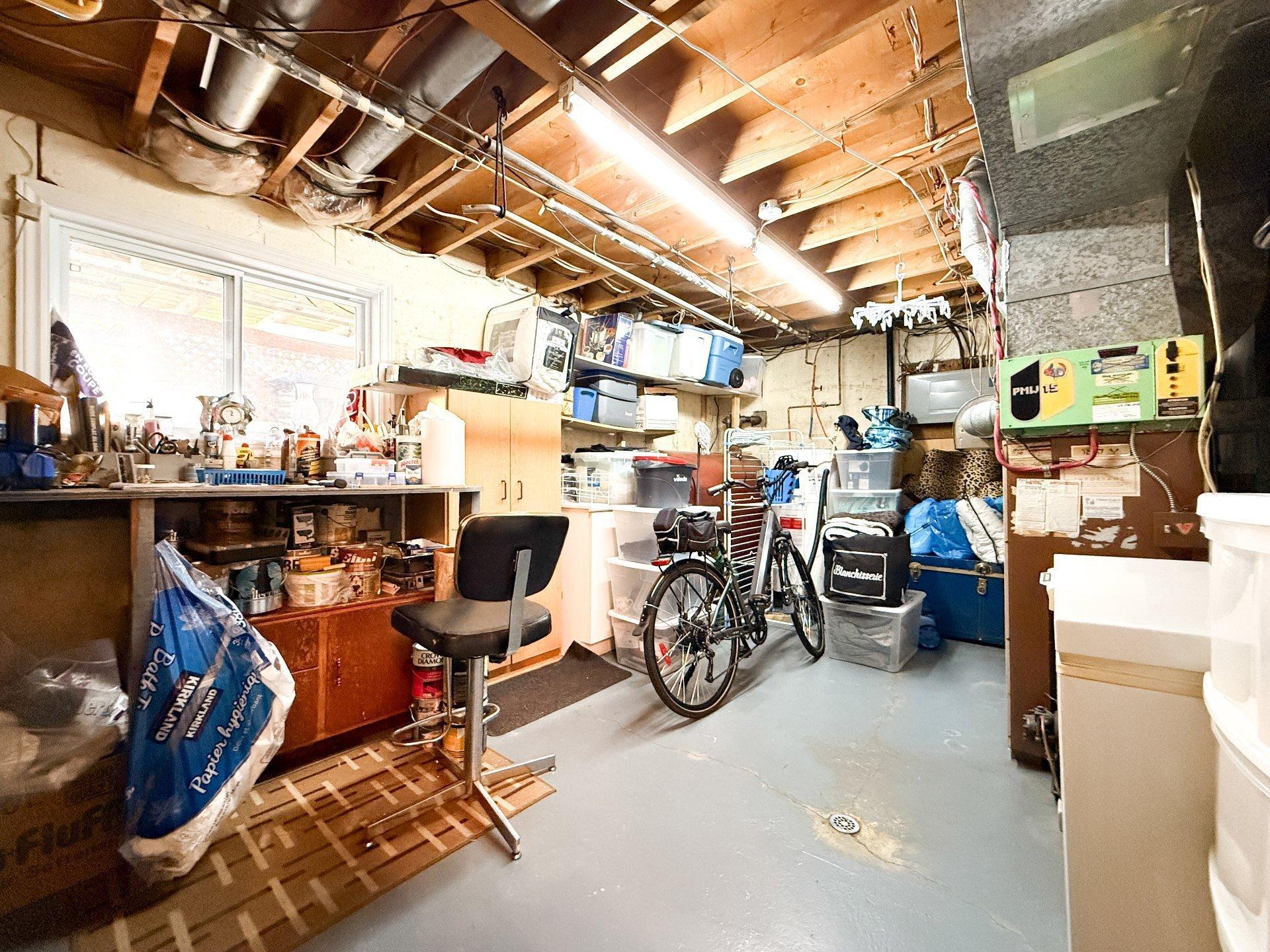 









758


Rue Jolliet

,
Trois-Rivières,




QC
G9B1E1

