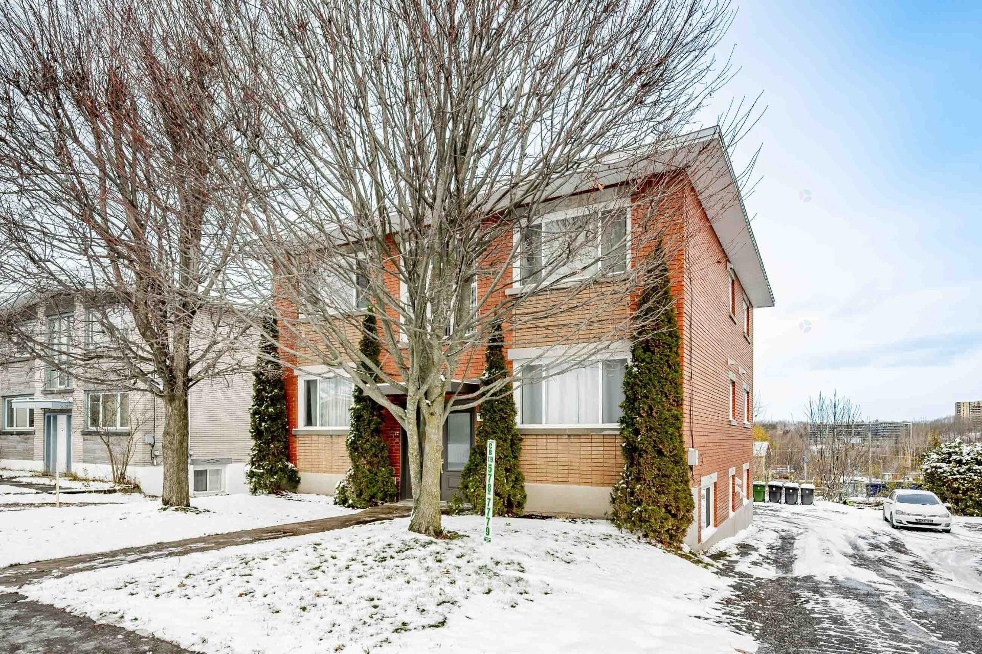 









1961


Rue Denault

,
Sherbrooke (Les Nations),




QC
J1K1G5

