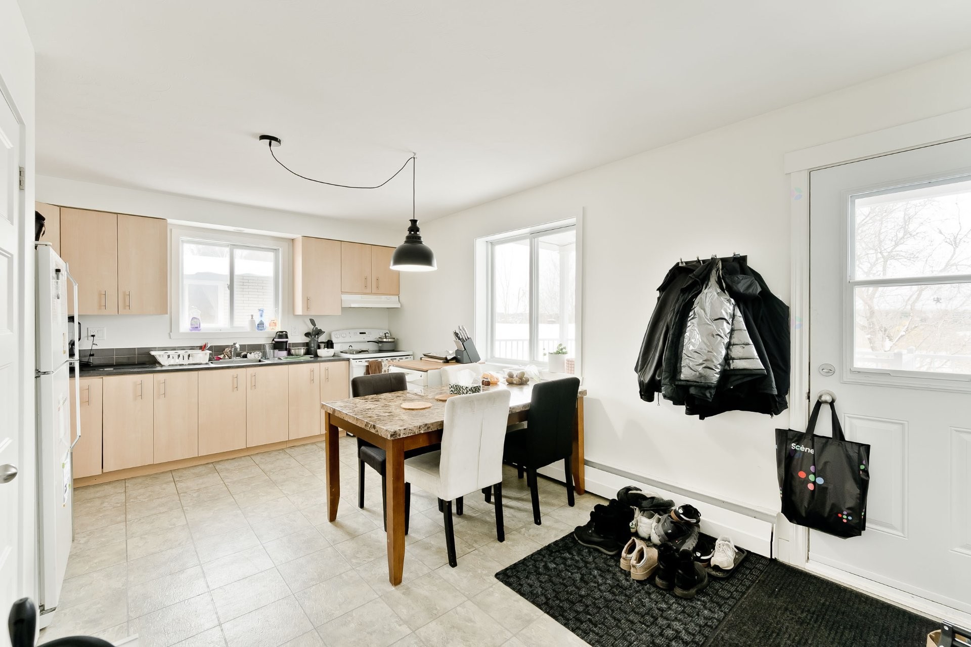 









1961


Rue Denault

,
Sherbrooke (Les Nations),




QC
J1K1G5

