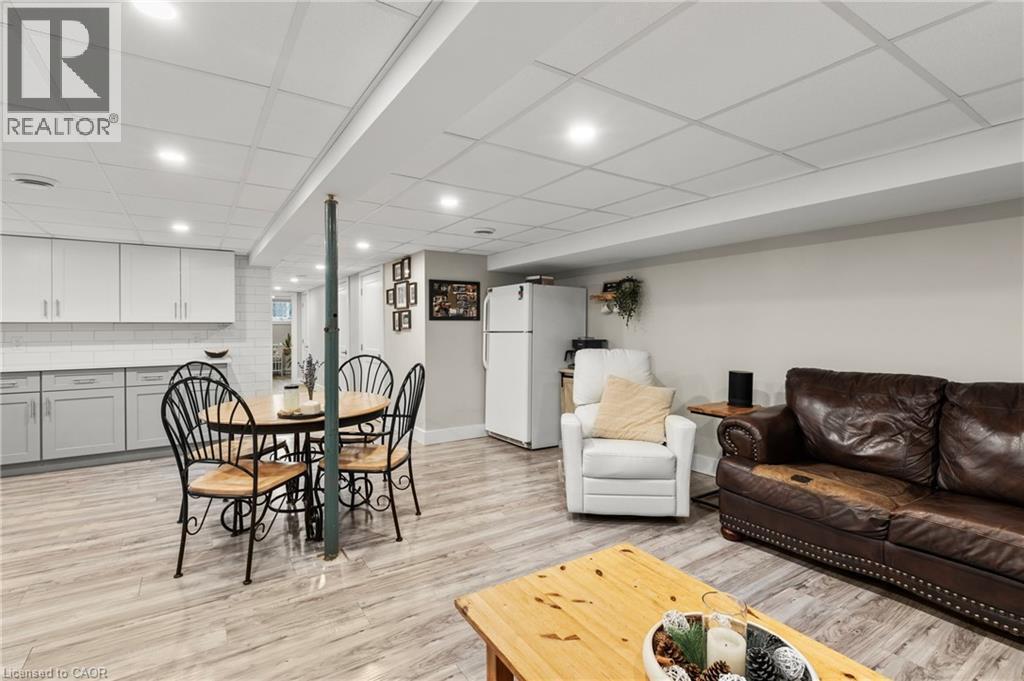 












40 BULA Drive

,
St. Catharines,




Ontario
L2N6R6

