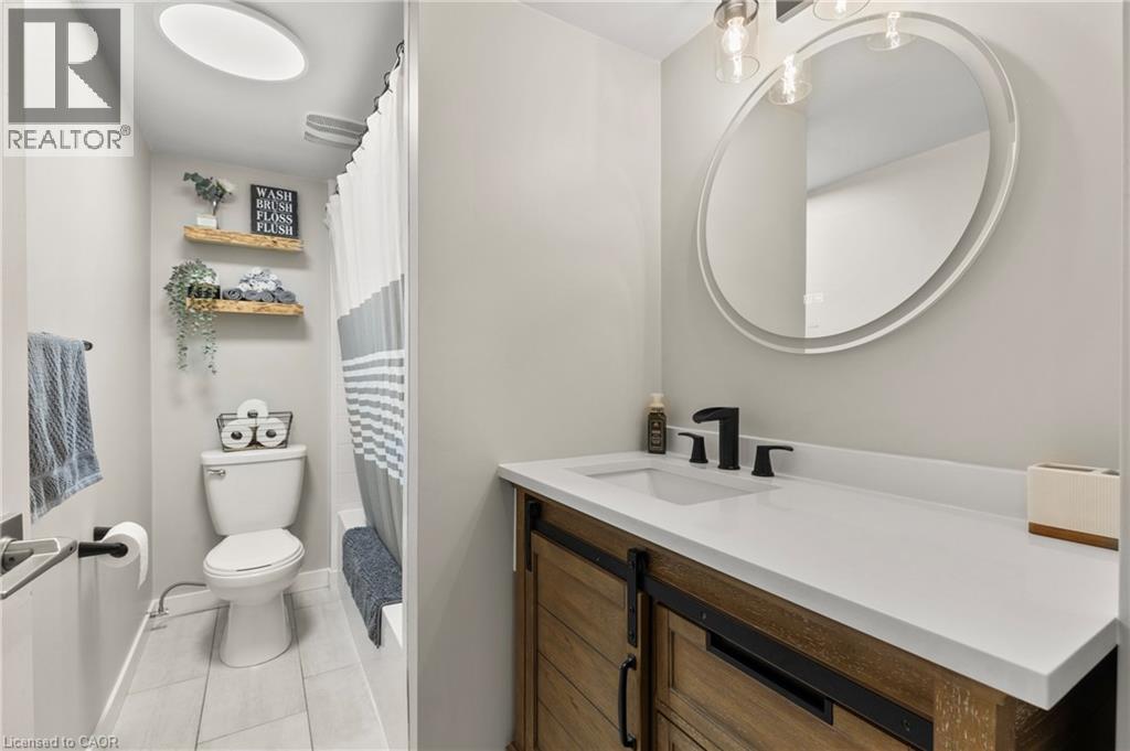 












40 BULA Drive

,
St. Catharines,




Ontario
L2N6R6

