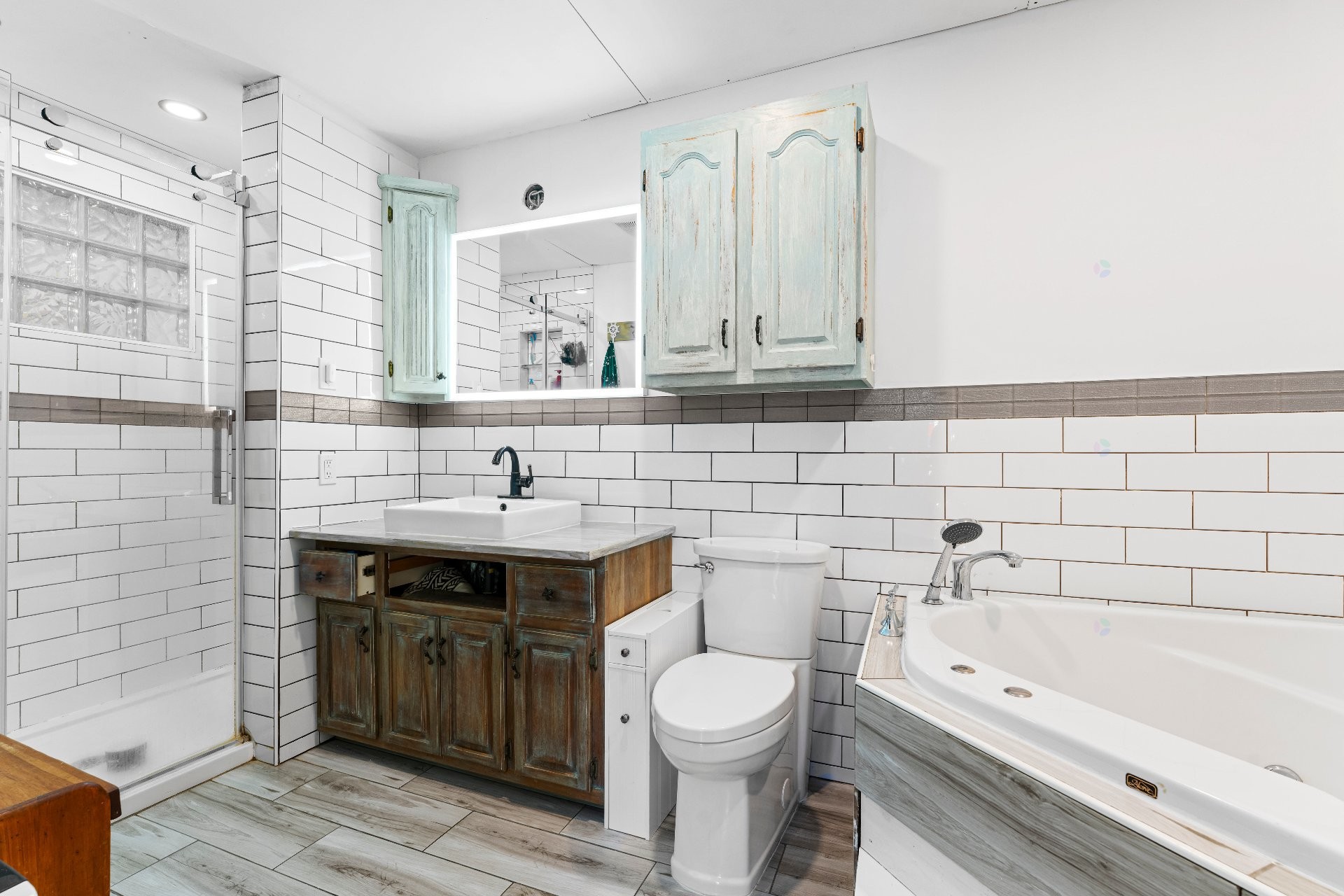 









655

 - 661


Rue Dufferin

,
Stanstead - Ville,




QC
J0B3E0

