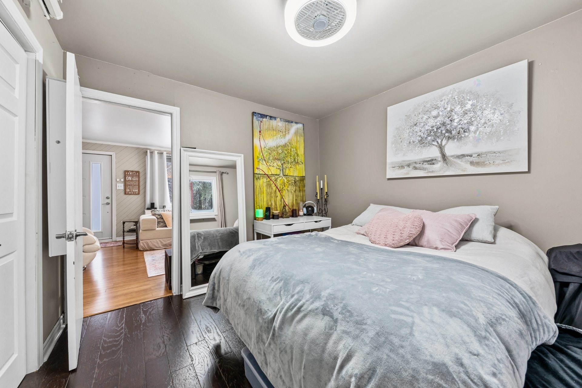 









330


Côte St-Paul

,
Saint-Colomban,




QC
J5K1Z7

