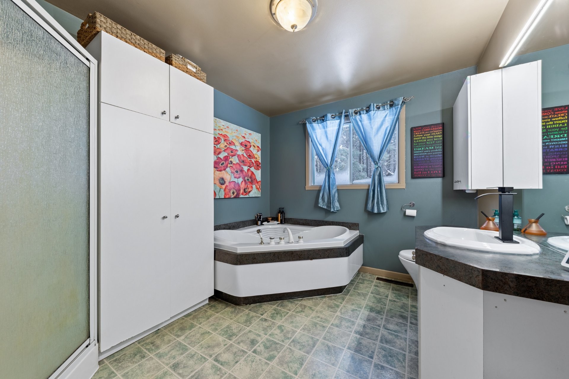 









330


Côte St-Paul

,
Saint-Colomban,




QC
J5K1Z7

