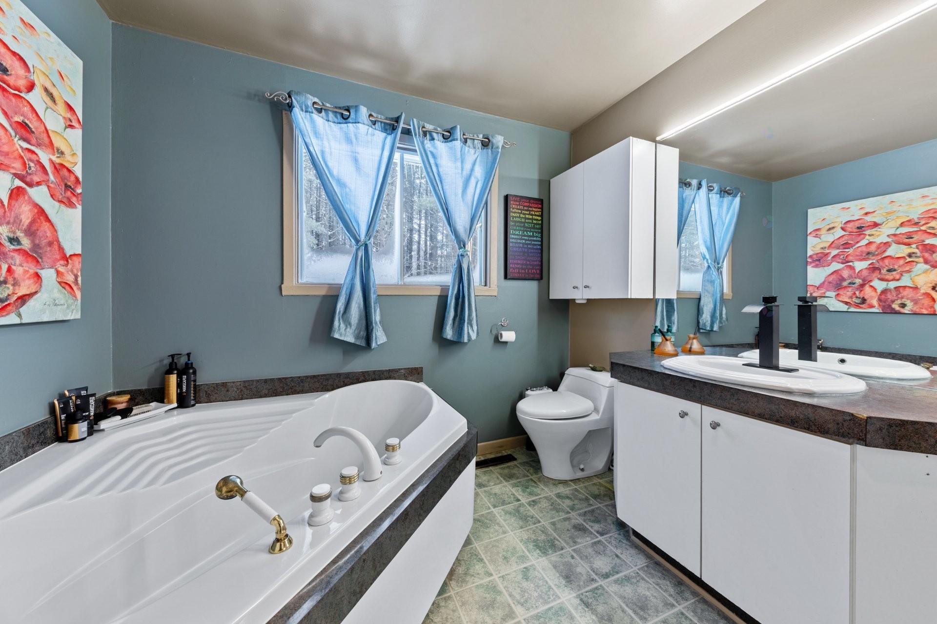 









330


Côte St-Paul

,
Saint-Colomban,




QC
J5K1Z7

