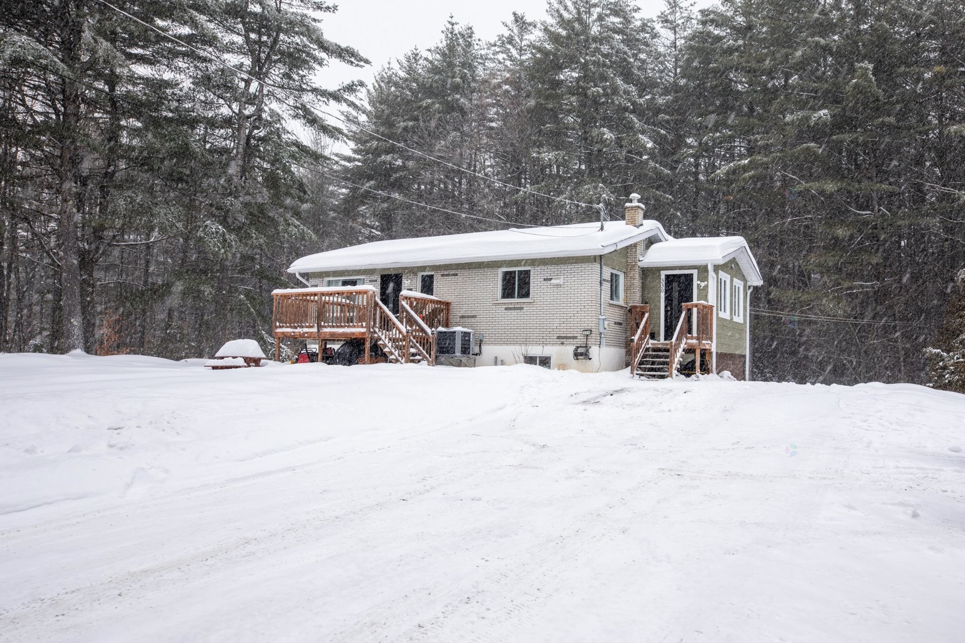 









330


Côte St-Paul

,
Saint-Colomban,




QC
J5K1Z7

