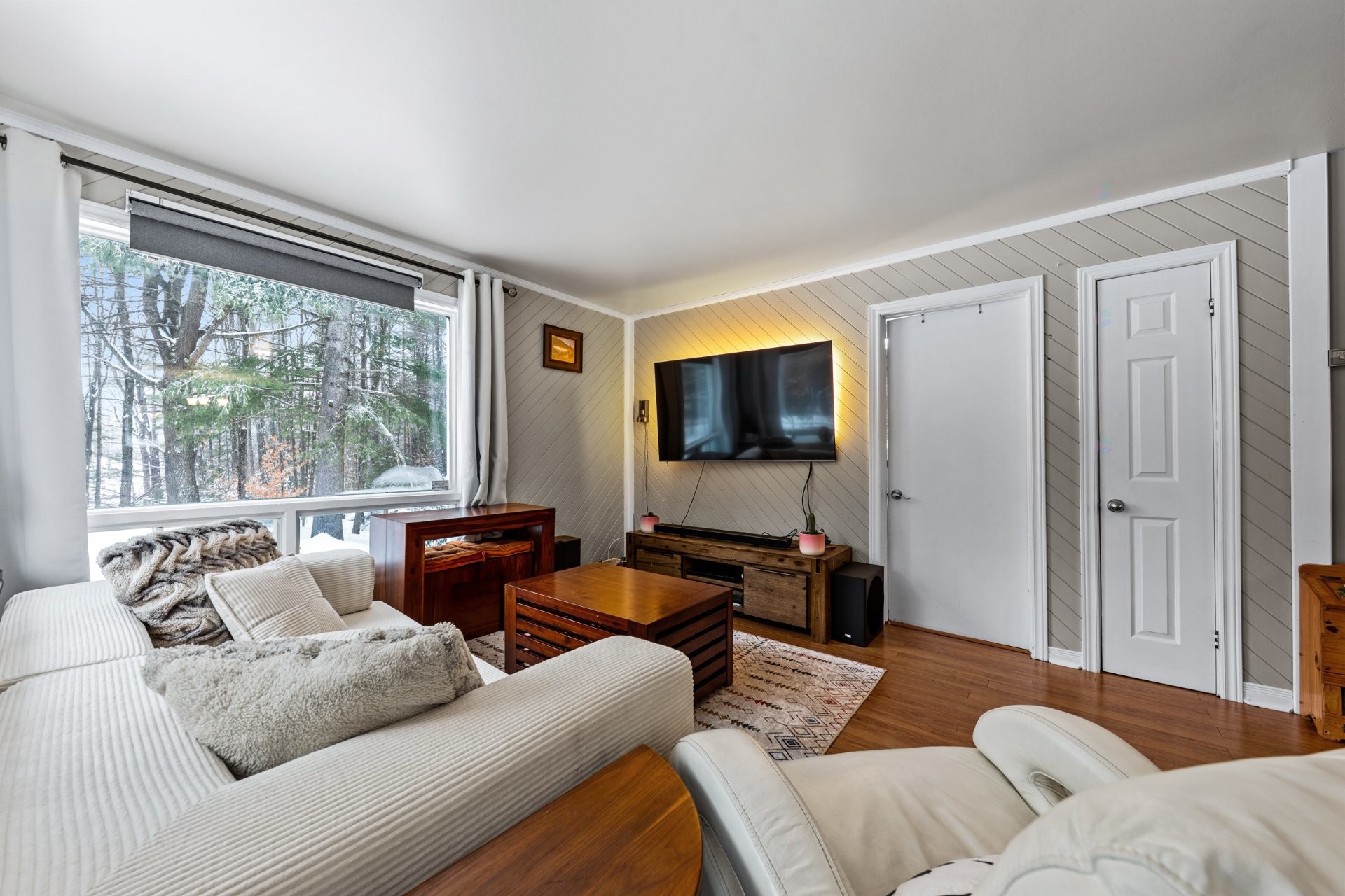 









330


Côte St-Paul

,
Saint-Colomban,




QC
J5K1Z7

