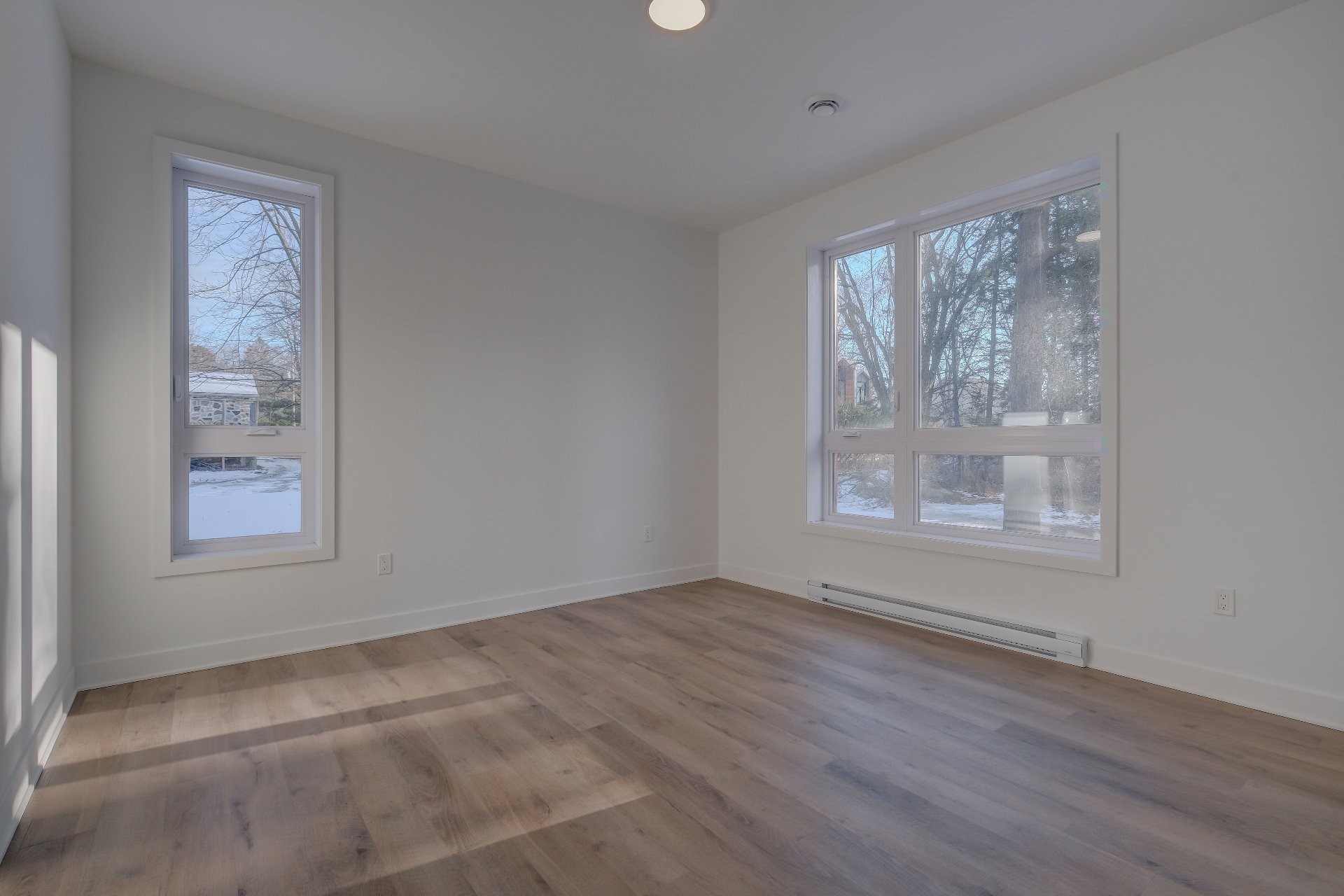 









2010


Rue De Chambly

, 102,
Saint-Bruno-de-Montarville,




QC
J3V0E5

