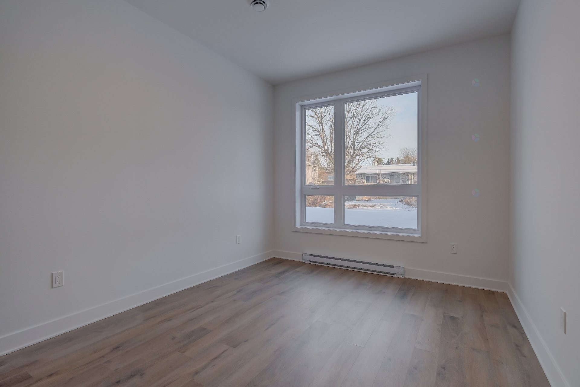 









2010


Rue De Chambly

, 102,
Saint-Bruno-de-Montarville,




QC
J3V0E5

