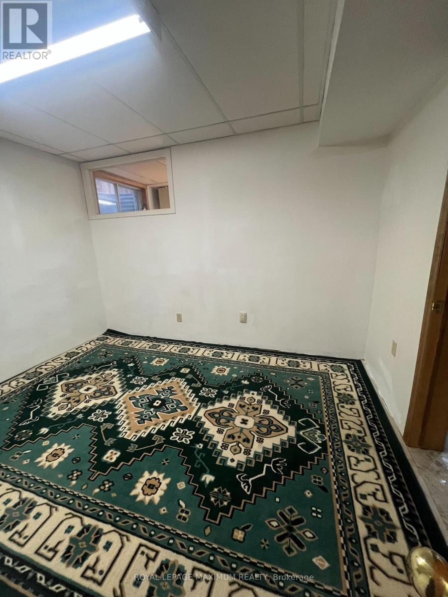 












57 PLOWSHARE CRESCENT

,
Toronto,




Ontario
M9V4Y1

