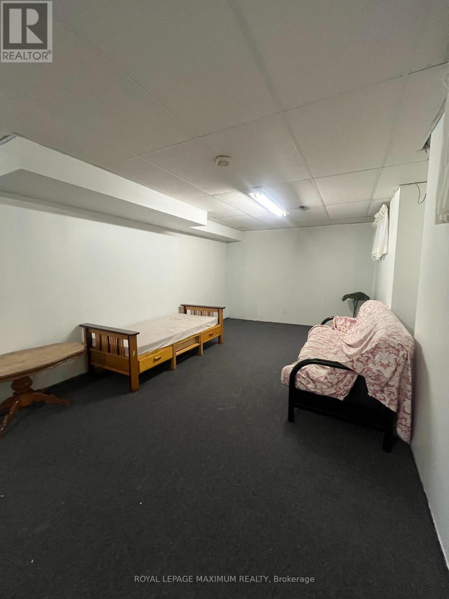 












57 PLOWSHARE CRESCENT

,
Toronto,




Ontario
M9V4Y1

