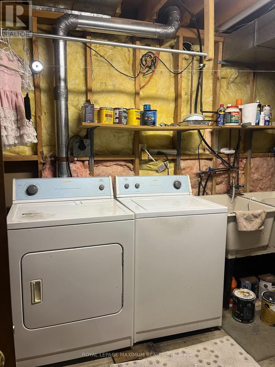 












57 PLOWSHARE CRESCENT

,
Toronto,




Ontario
M9V4Y1

