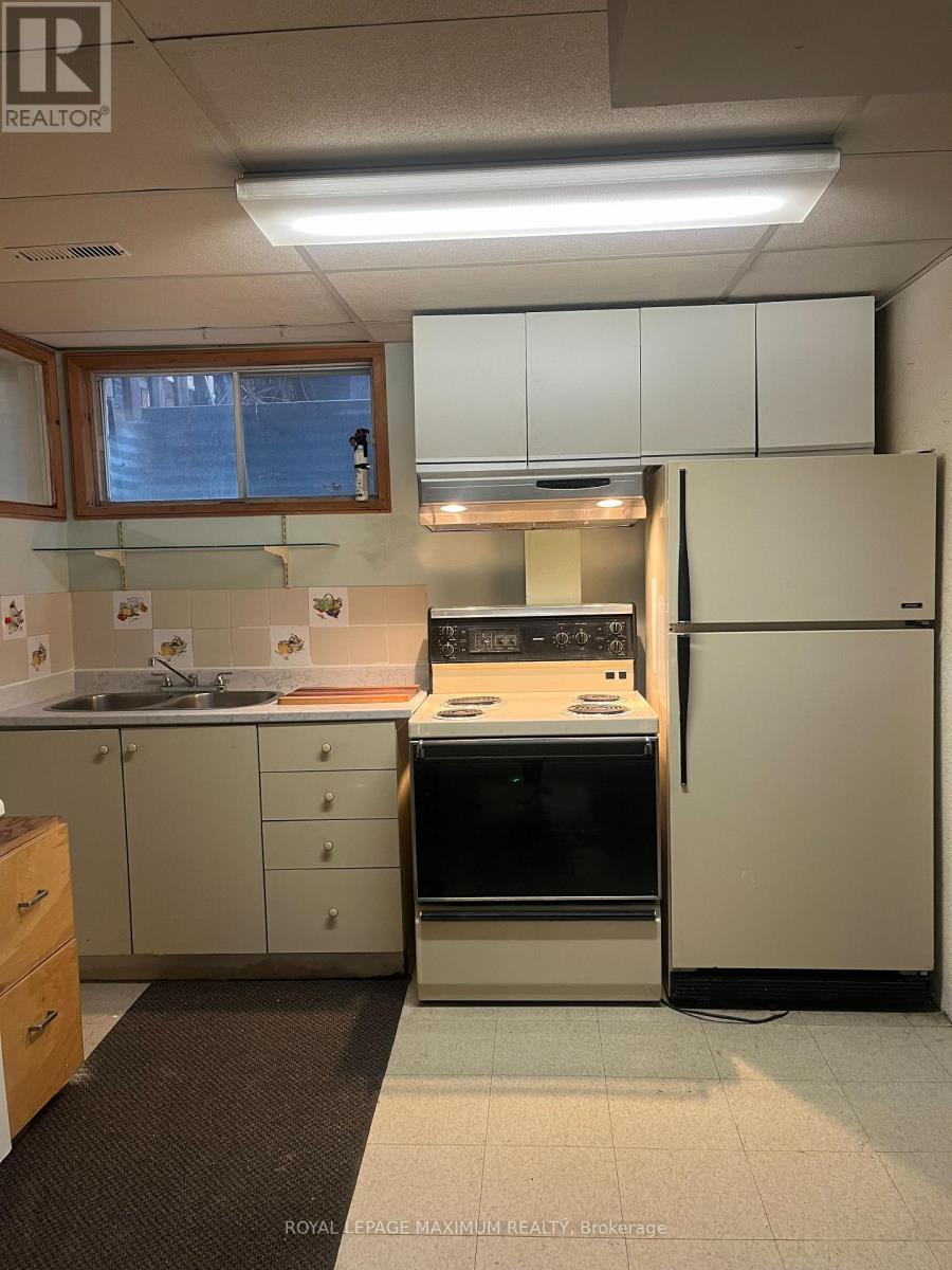 












57 PLOWSHARE CRESCENT

,
Toronto,




Ontario
M9V4Y1

