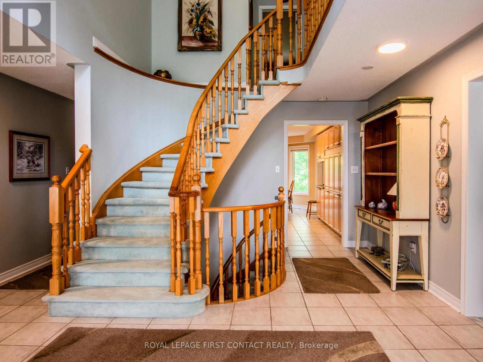 












68 ALANA DRIVE

,
Springwater,




Ontario
L4N7K8

