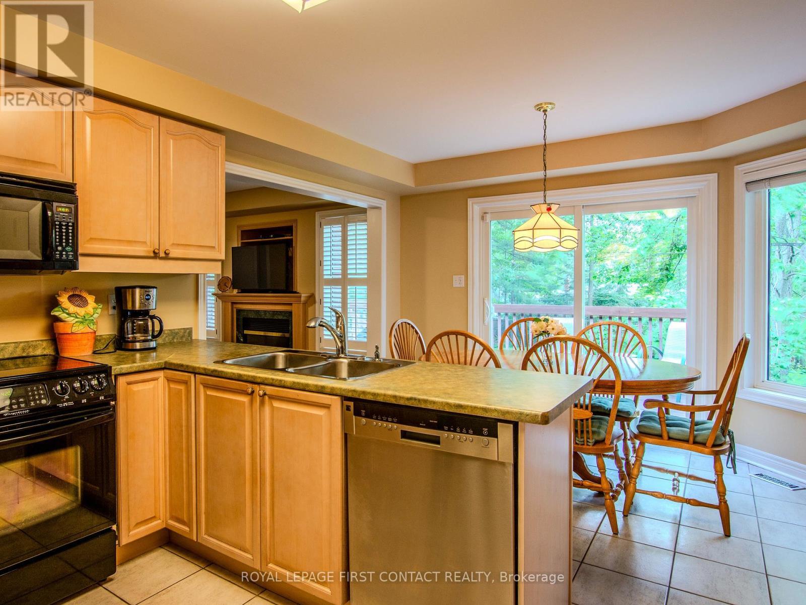 












68 ALANA DRIVE

,
Springwater,




Ontario
L4N7K8

