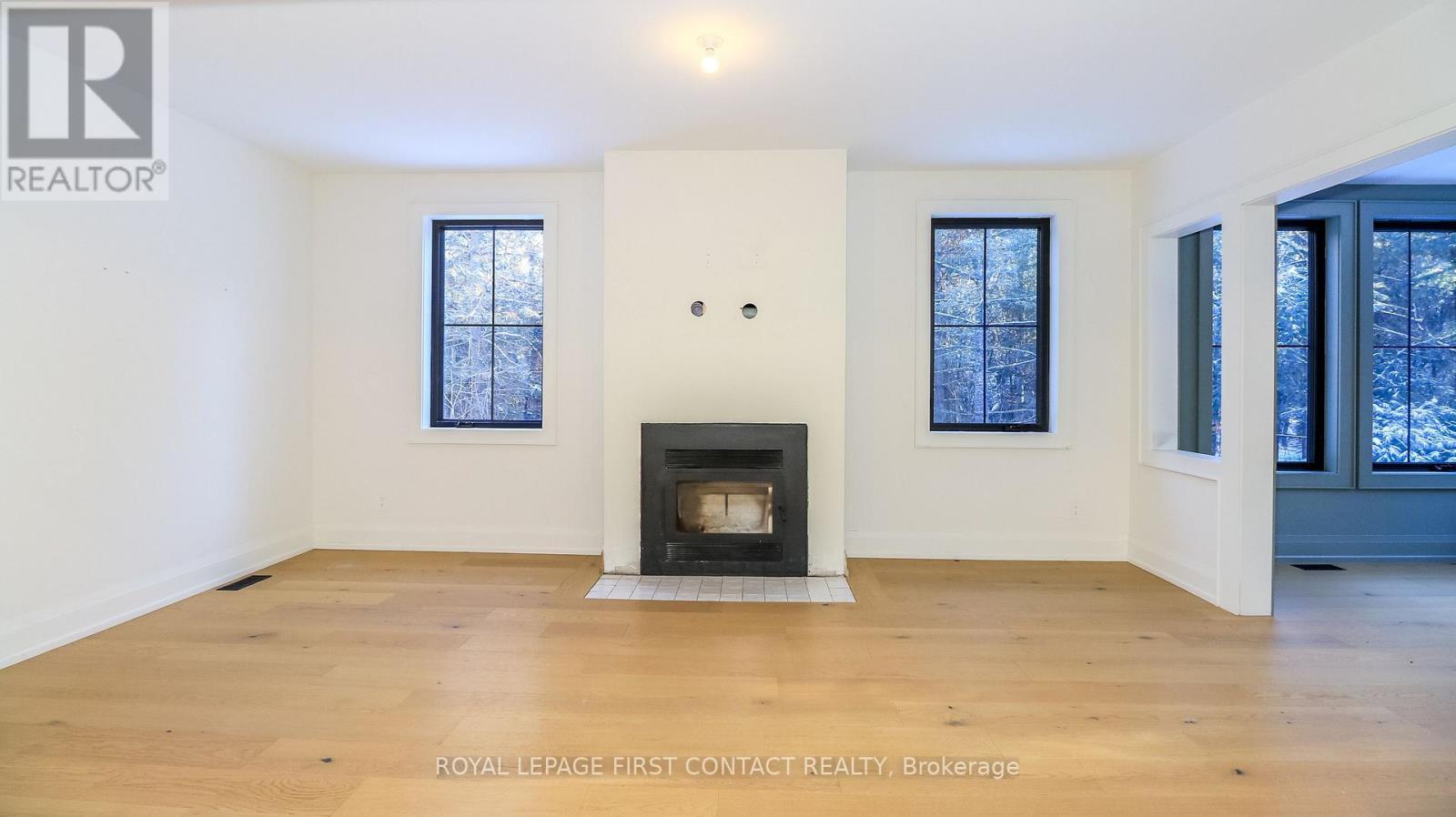 












4033 BOYD ROAD

,
Severn,




Ontario
L0K2B0

