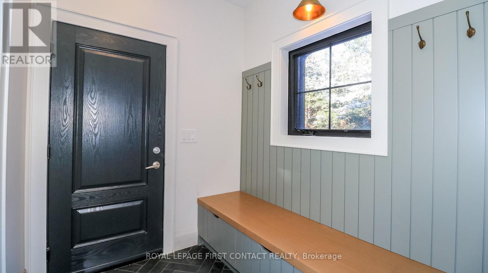 












4033 BOYD ROAD

,
Severn,




Ontario
L0K2B0

