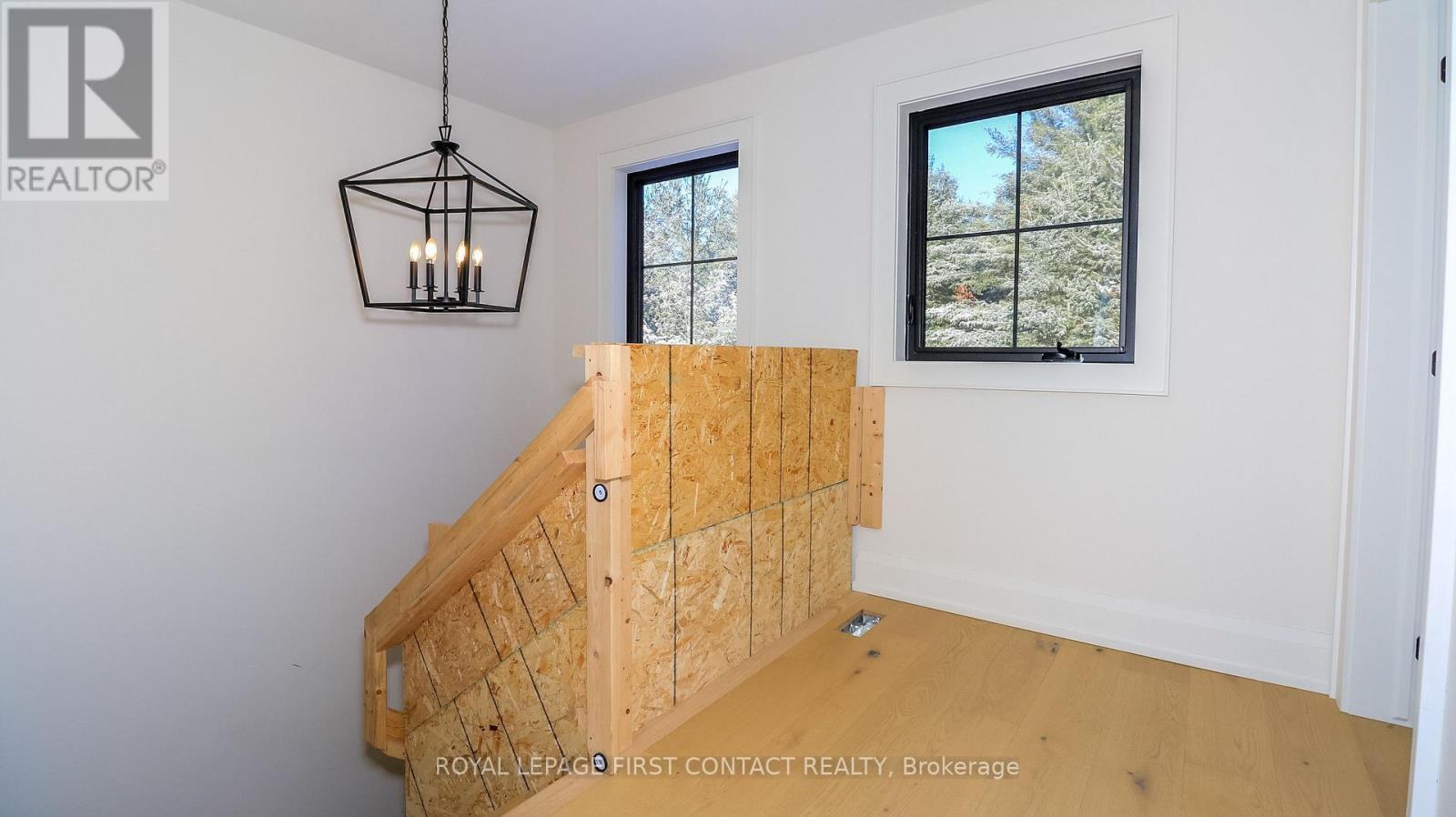 












4033 BOYD ROAD

,
Severn,




Ontario
L0K2B0

