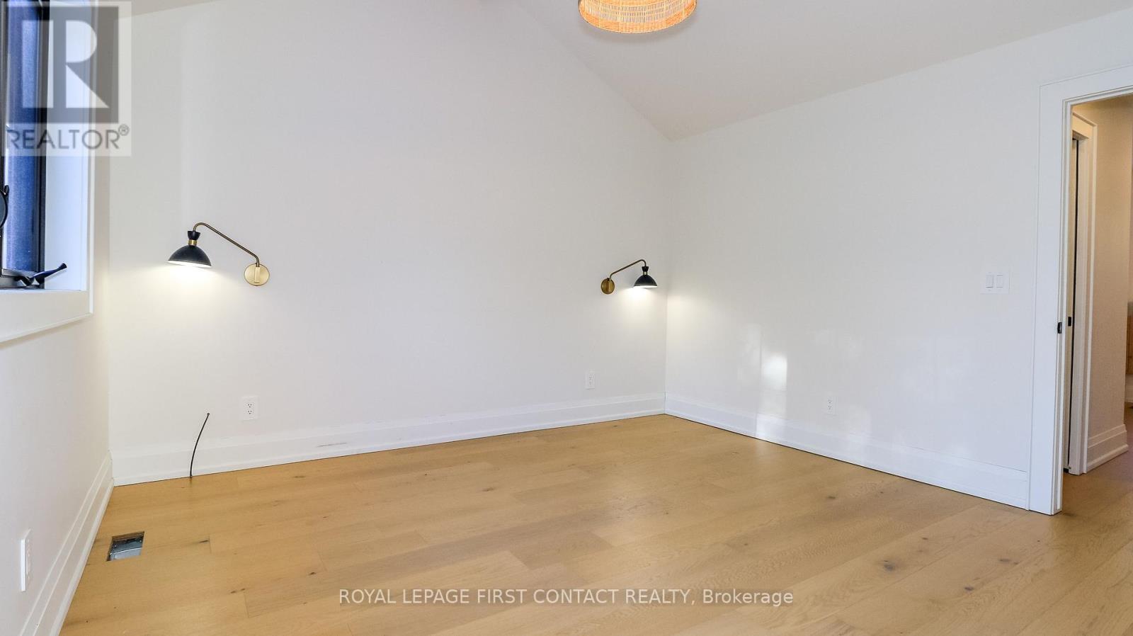 












4033 BOYD ROAD

,
Severn,




Ontario
L0K2B0

