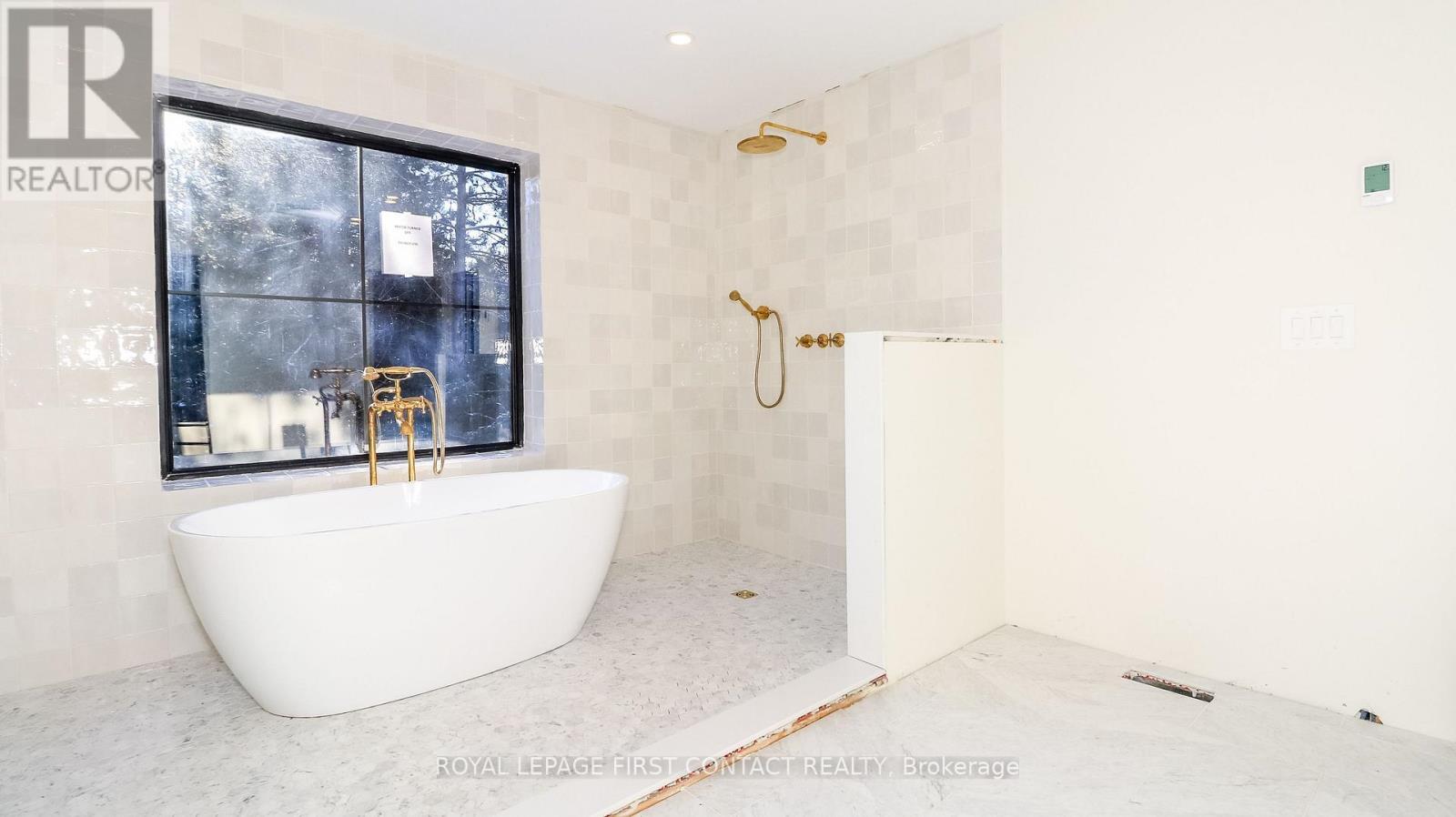 












4033 BOYD ROAD

,
Severn,




Ontario
L0K2B0

