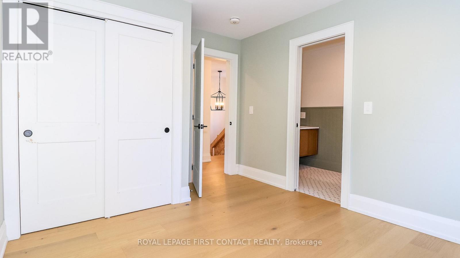 












4033 BOYD ROAD

,
Severn,




Ontario
L0K2B0

