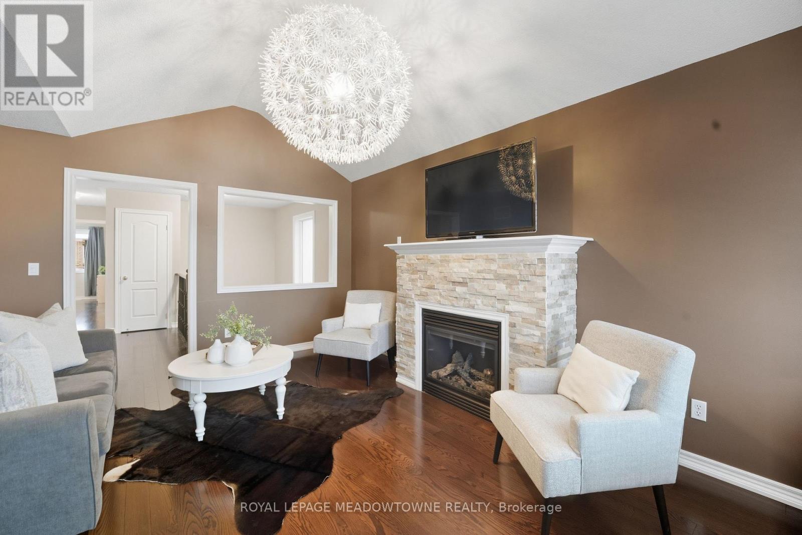 












355 GREENLEES CIRCLE

,
Milton,




Ontario
L9T0X2

