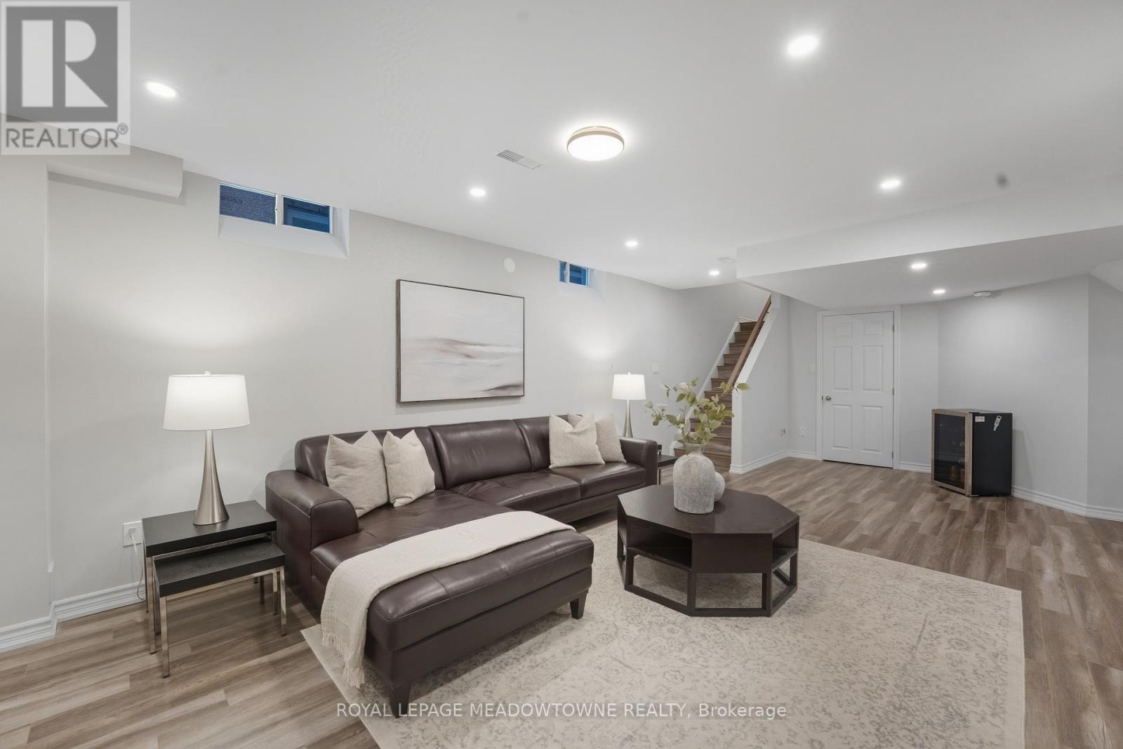 












355 GREENLEES CIRCLE

,
Milton,




Ontario
L9T0X2

